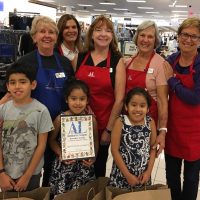 2017-volunteers-kids-shopping-spree-kohls
