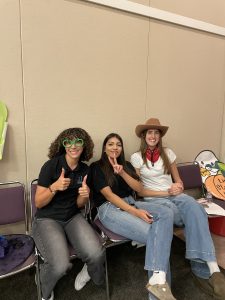 Assist teens Halloween 5