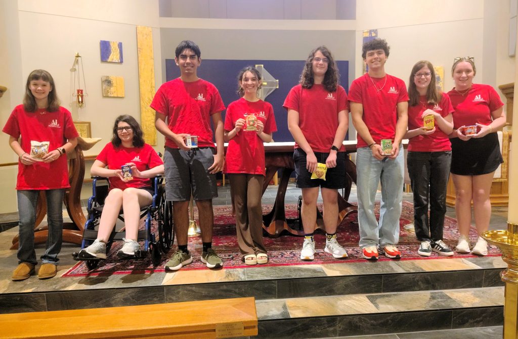 Newly Elected Officers Installed at the May Annual Meeting