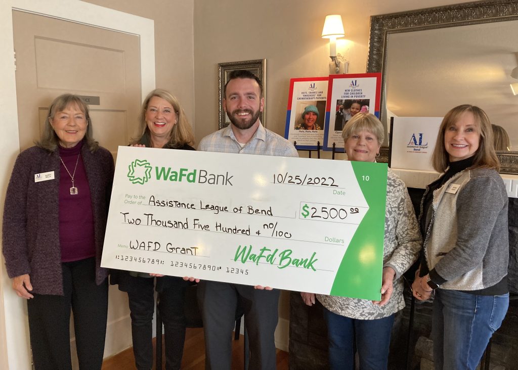 WaFd Bank Supports Local Children