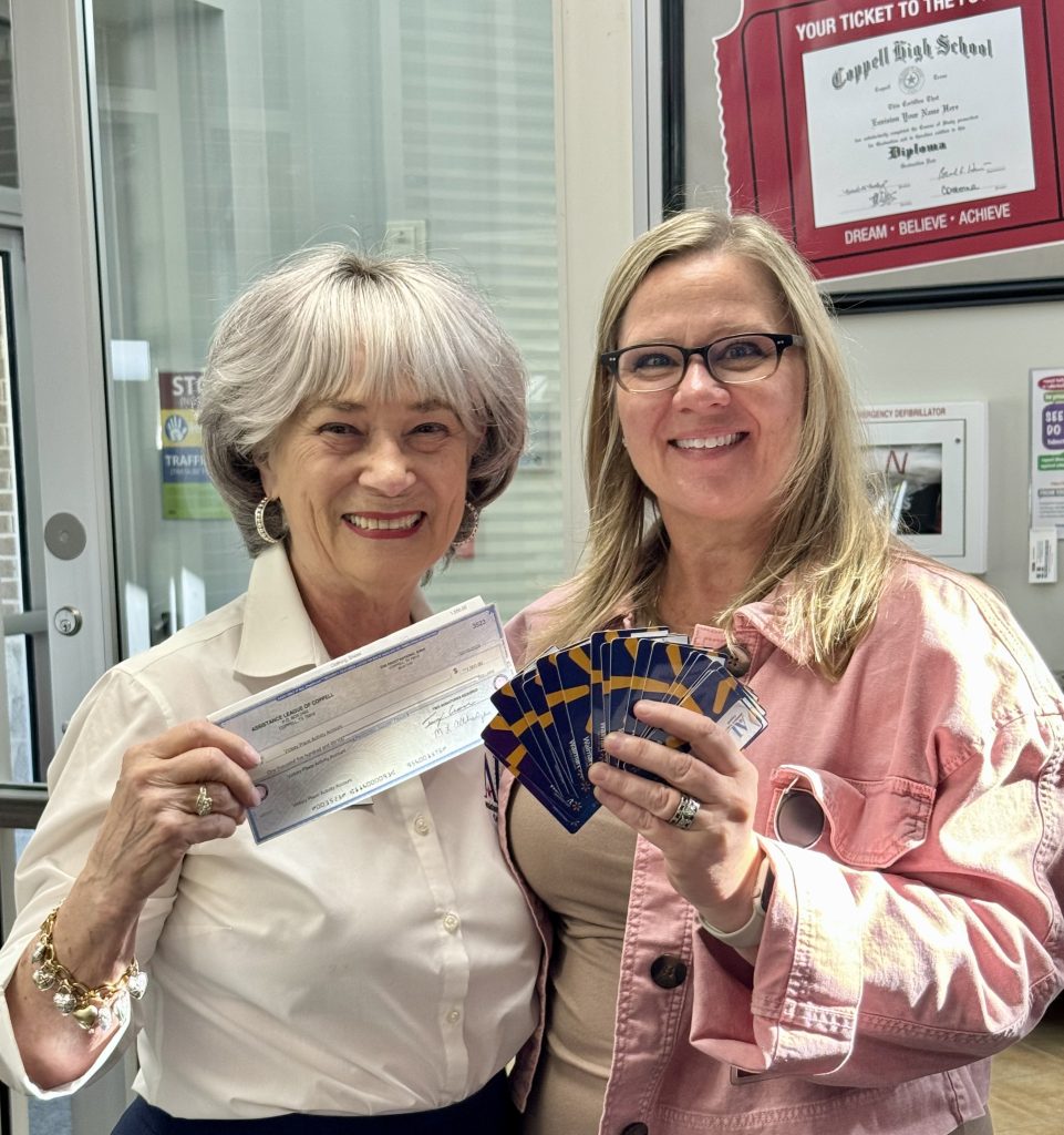 The Assistance League was proud to present gift cards to Victory Place