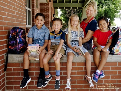ChildrenWithCarol2018400x300