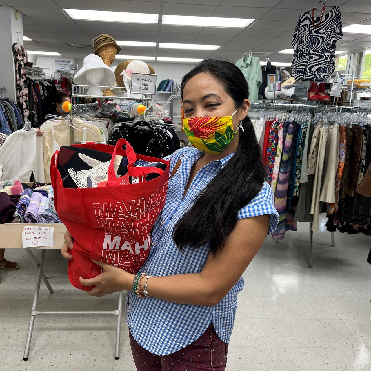 ALH-042022-NL- - 14 Thrift Shop Customer