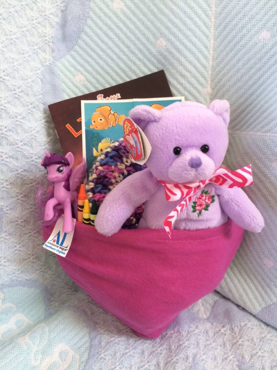 Hugs Pillows | Assistance League – Northern Virginia