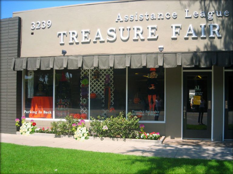 Treasure Fair Thrift Shop Assistance League Pasadena