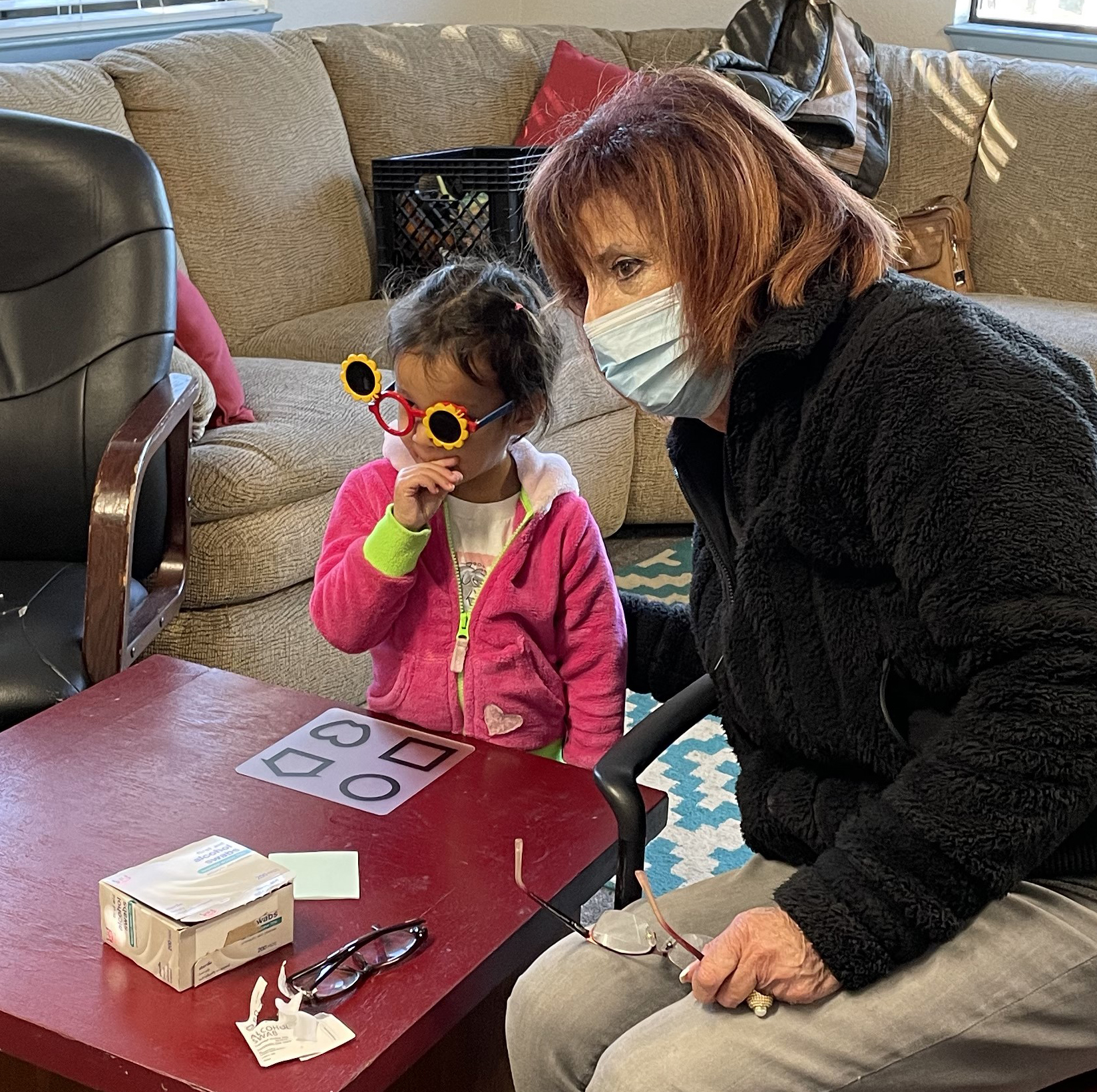 Preschooler and Volunteer - Screening Eyes Early