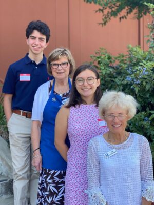 (L>R)  Logan Barth, Mary Helen Fischer, Sara Ambrose, Gail Carruthers