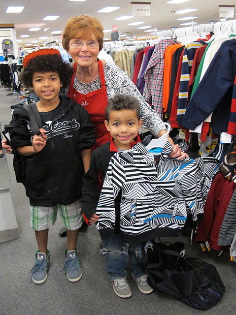 5 Diana with Kids