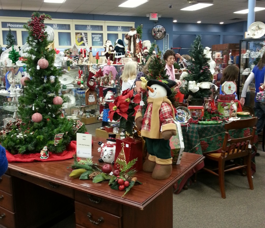 Kansas City Holiday Preview Sales Exceed Expectations Assistance League