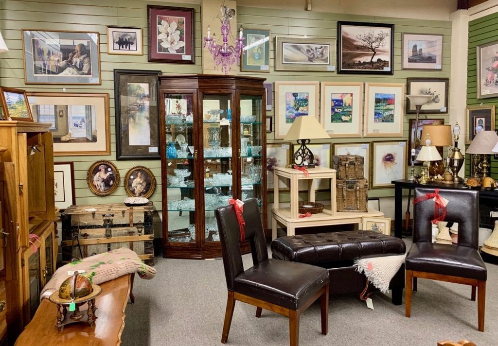 Bellingham - Assistance League Thrift and Gift Ready to Open (2)